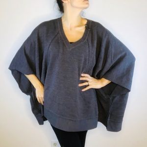 Bat wings poncho sweater Anne Klein gray, large